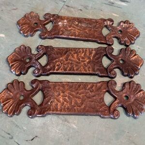 3pc set id vintage brass/bronze Amerock (?) backplates for 4” cabinet pulls